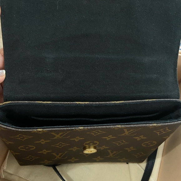 LOCKY BB LV - Picture 6 of 12